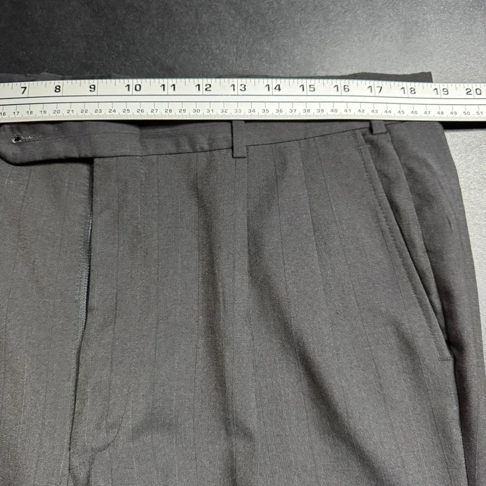 Vintage USA Christian Brooks‎ Men's 44L 36W Wool Pinstripe Two-Piece Suit